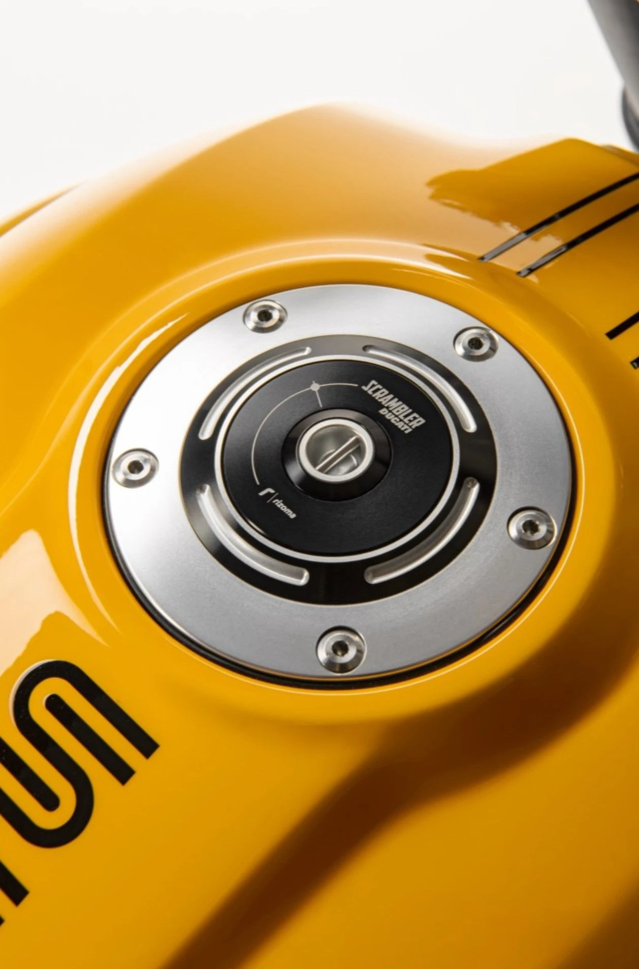 Ducati/Rizoma Tankdop 4 Ducati/Rizoma Tankdop - Afbeelding 2